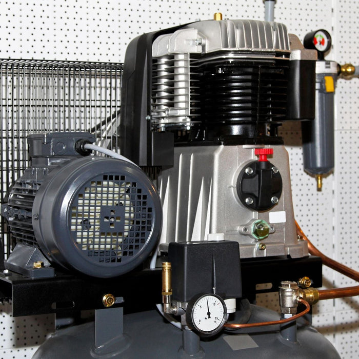 How to Replace the Air/Oil Separator Element in a Rotary Screw Compressor