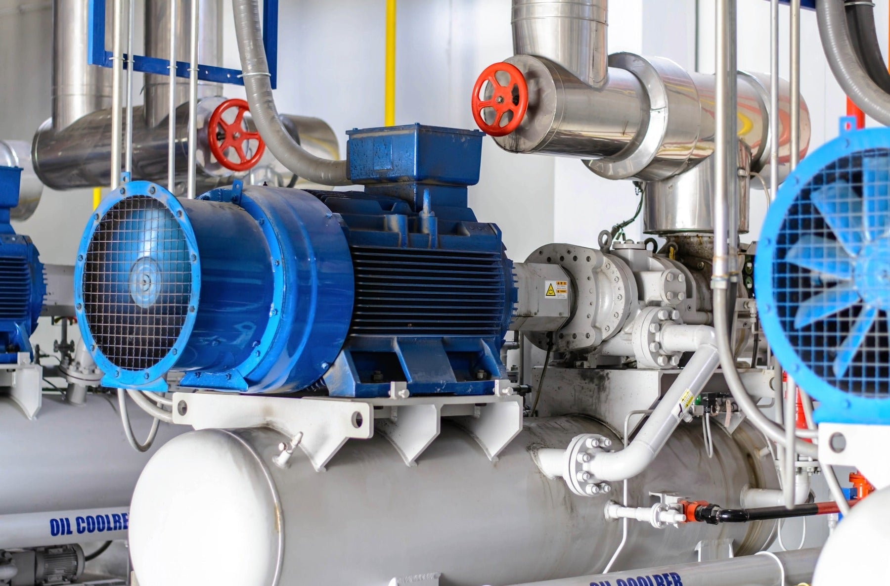 Preparing Quincy Compressors for Spring Humidity and Dust